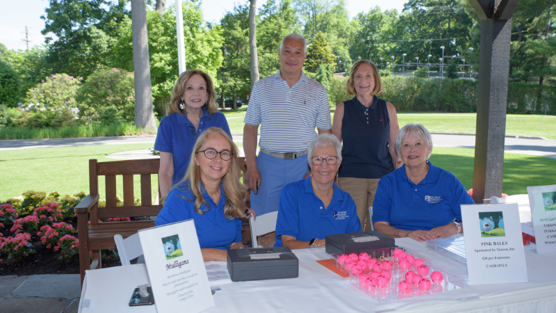 auxiliary members at golf outing
